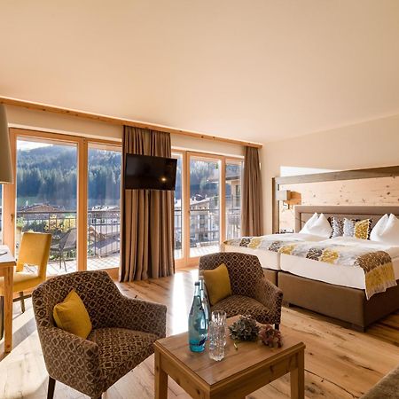 Hotel Zentral ****Superior Kirchberg in Tirol Exterior foto